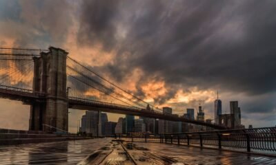 Brooklyn Bridge at sunset with the Manhattan skyline in the background, New York City