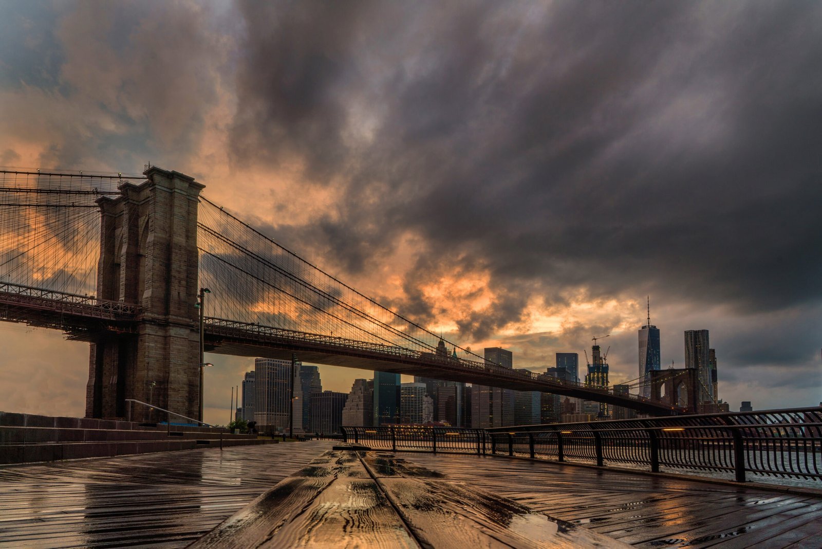 Brooklyn Bridge at sunset with the Manhattan skyline in the background, New York City
